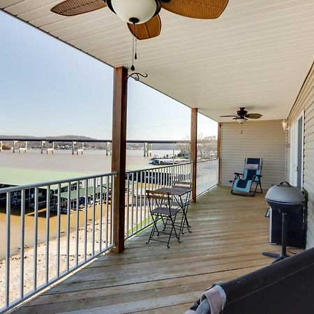 Lakefront Ozark Condo With Spacious Balcony! Camdenton Exterior photo